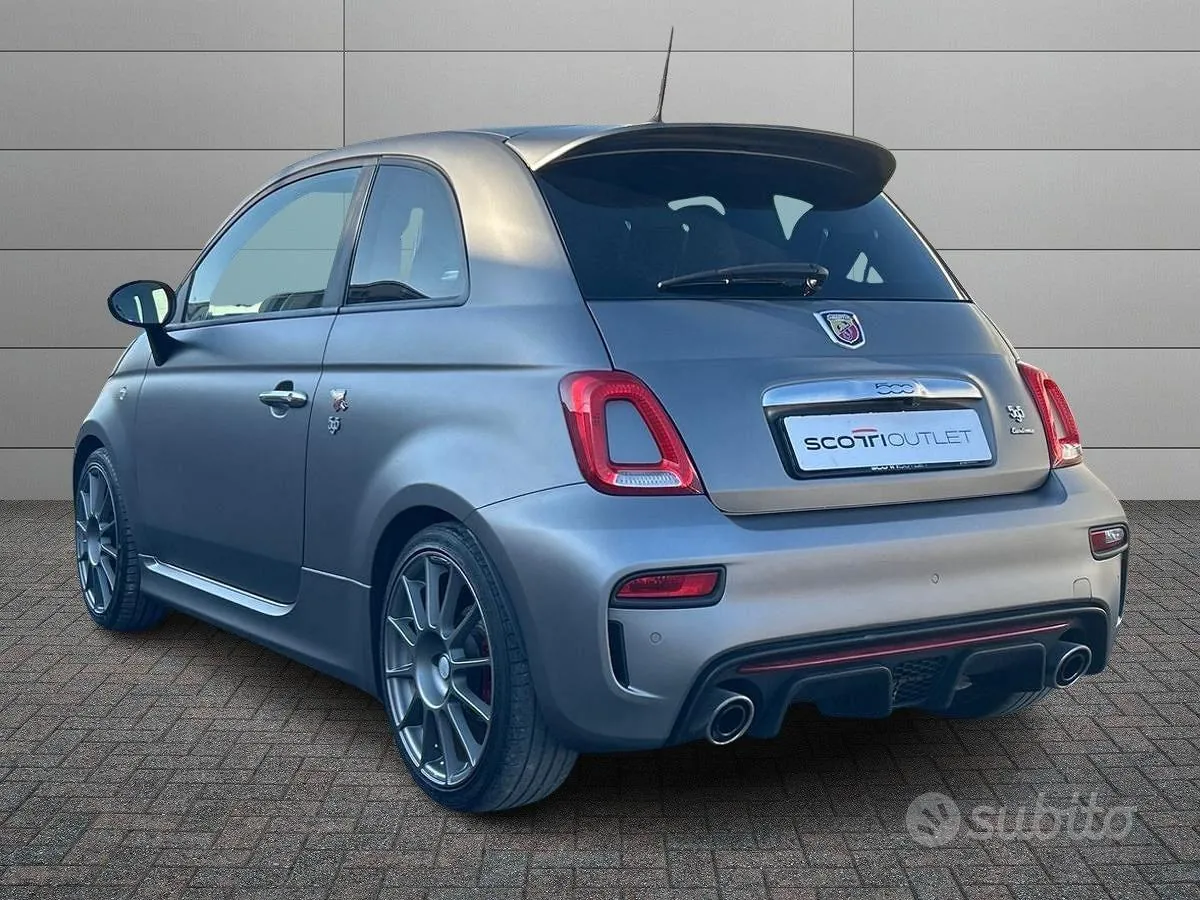 Abarth 595 2018 photo 4