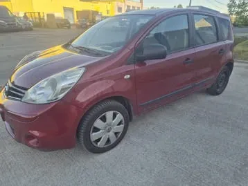 Nissan Note 2012 photo 3