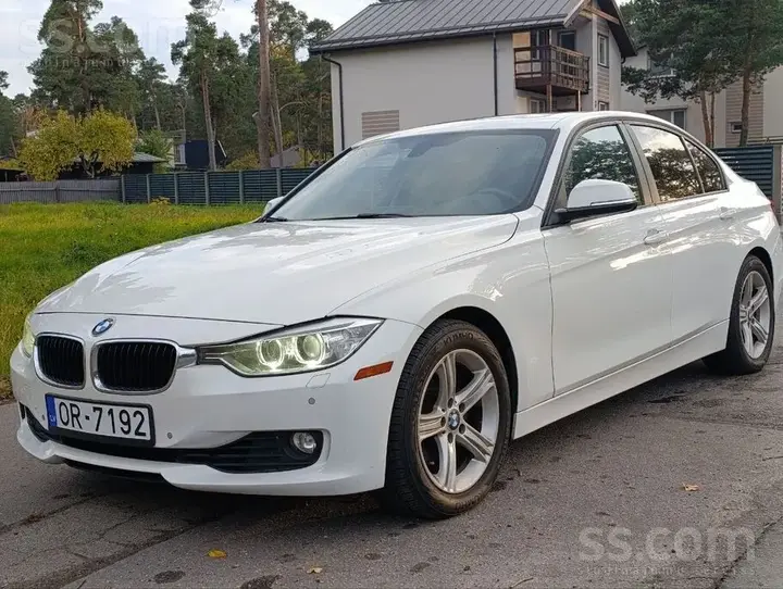 BMW 320I