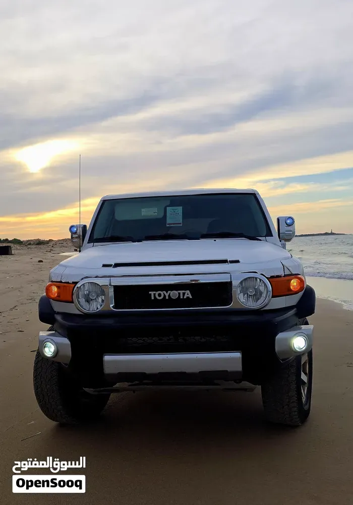 Toyota Fj 2008 photo 5