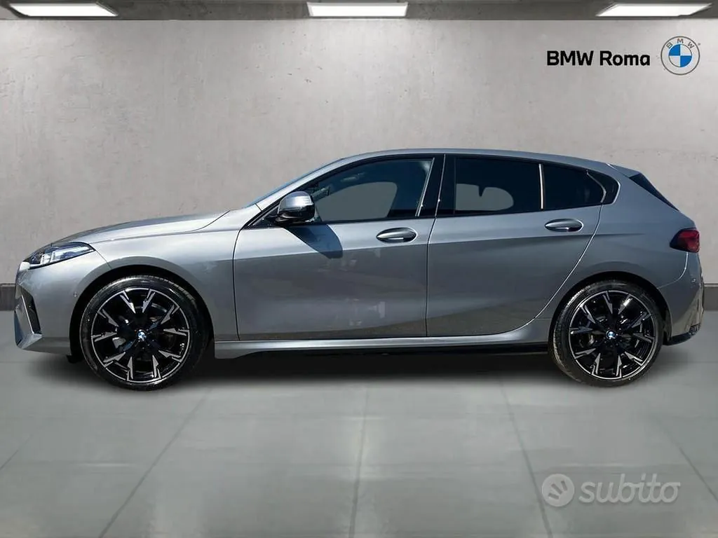 BMW 1 Series 2026 photo 4