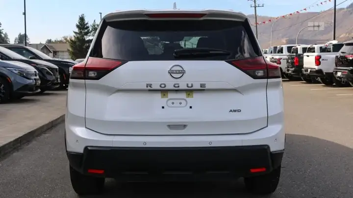 Nissan Rogue 2025 photo 4