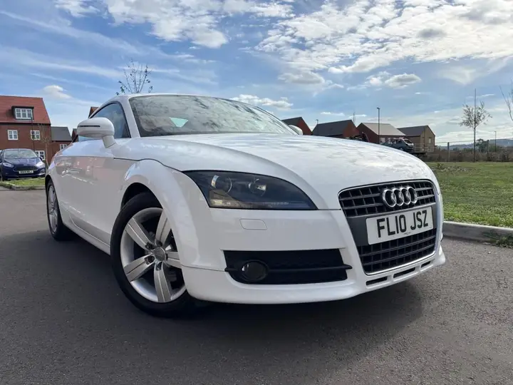 Audi Tt 2010 photo 2