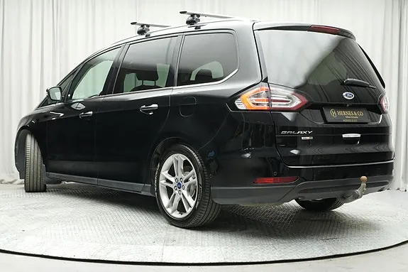 Ford Galaxy 2016 photo 2