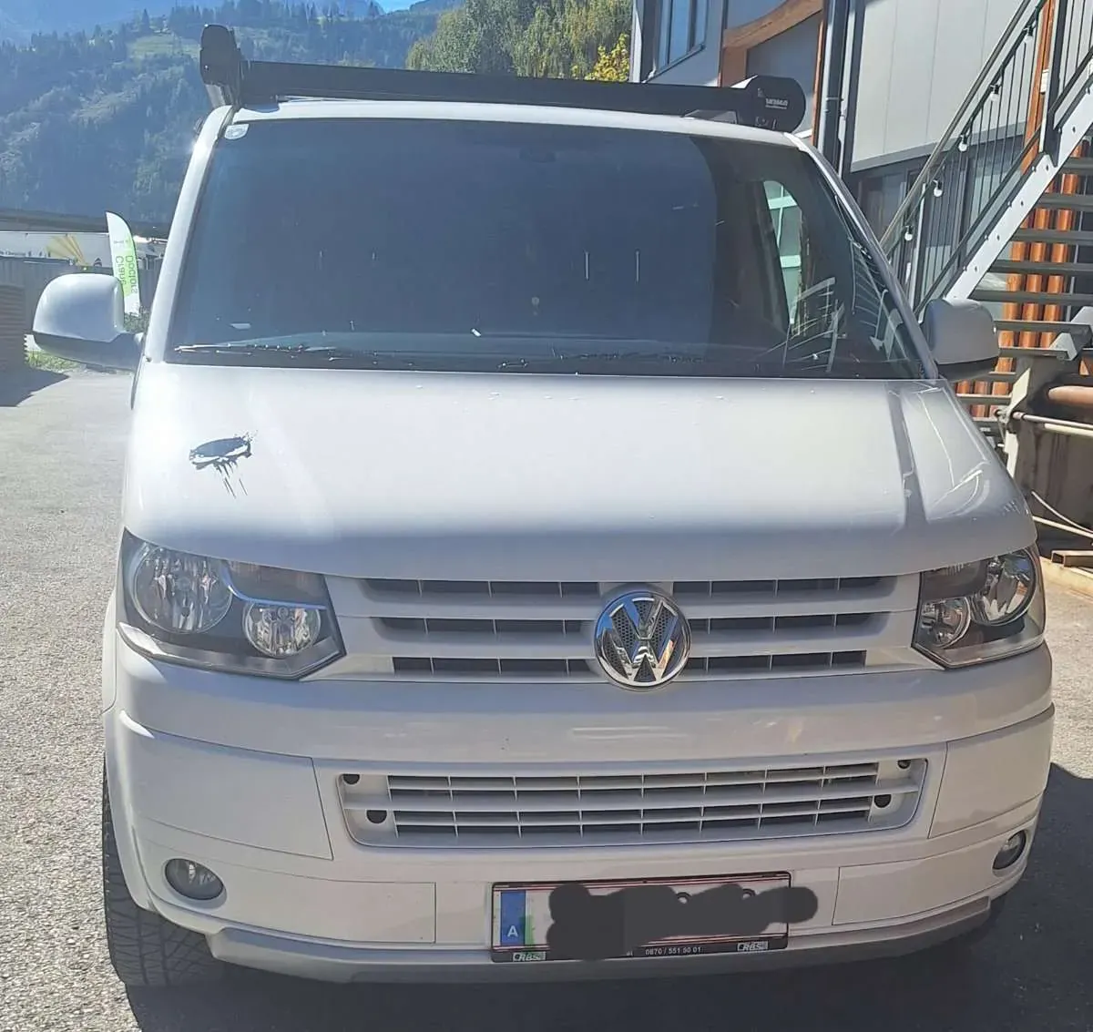 Volkswagen Multivan 2011 photo 2