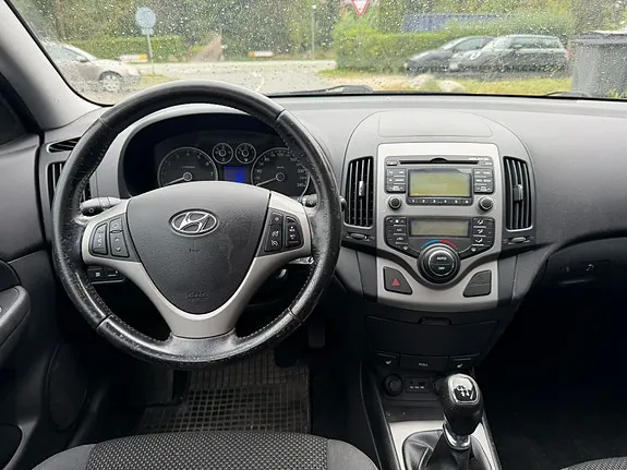 Hyundai I30 2010 photo 5
