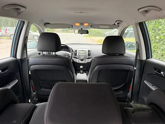 Hyundai I30 2010 photo 2