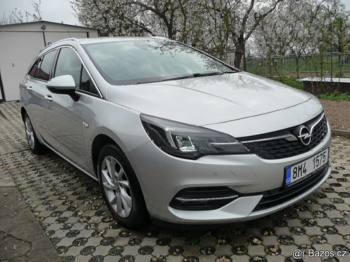 Opel Astra 2021 photo 4