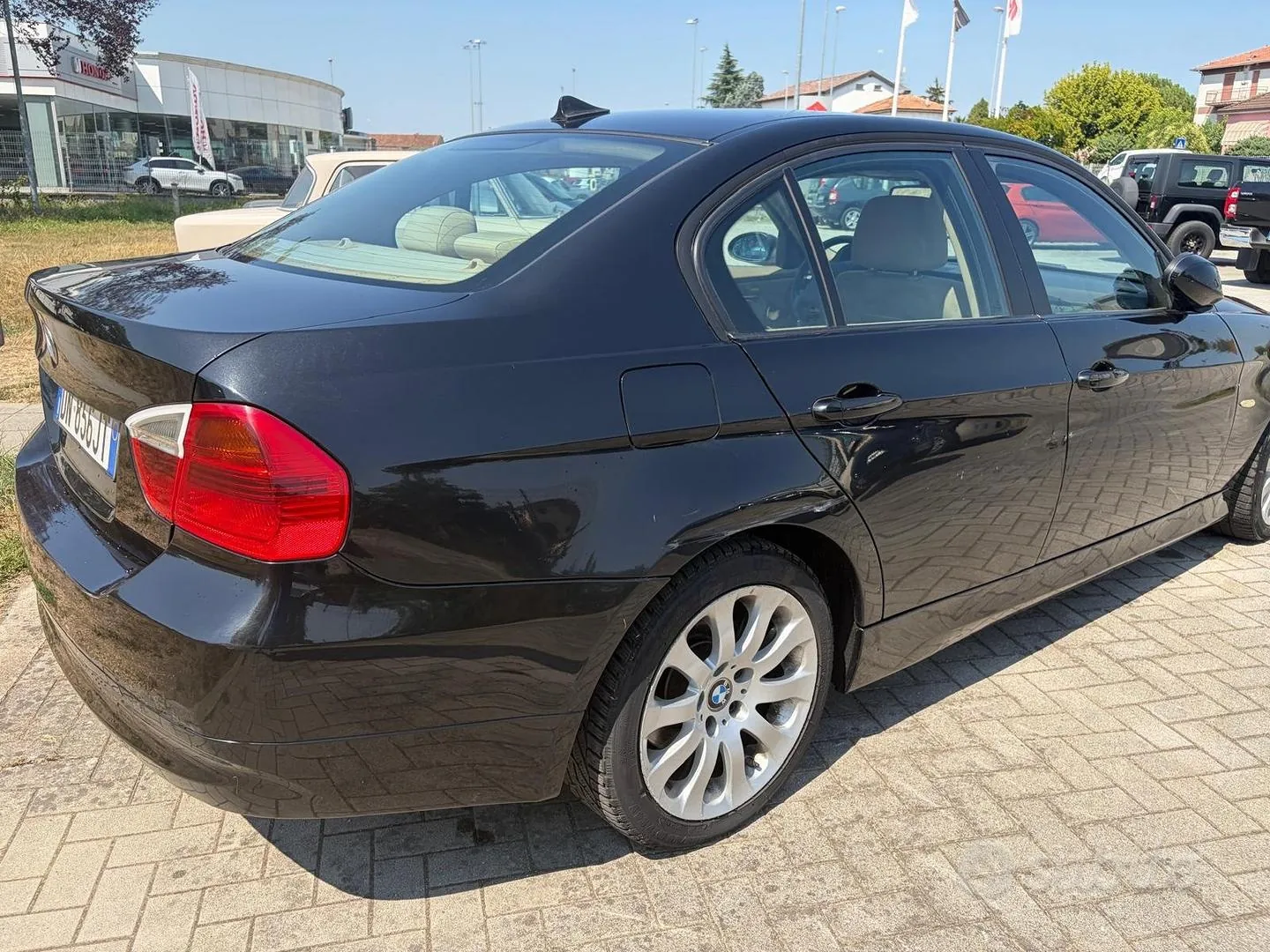 BMW 320D 2008 photo 3