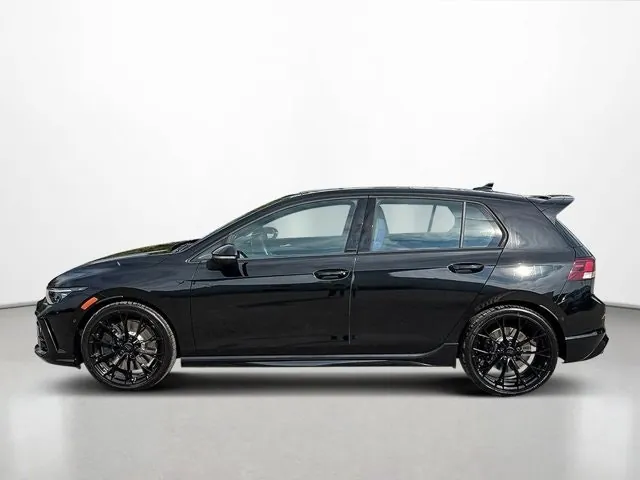 Volkswagen Golf R 2026 photo 2