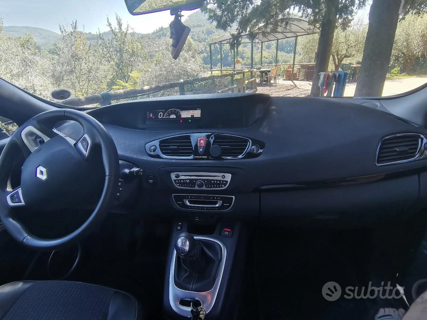 Renault Scenic 2013 photo 5
