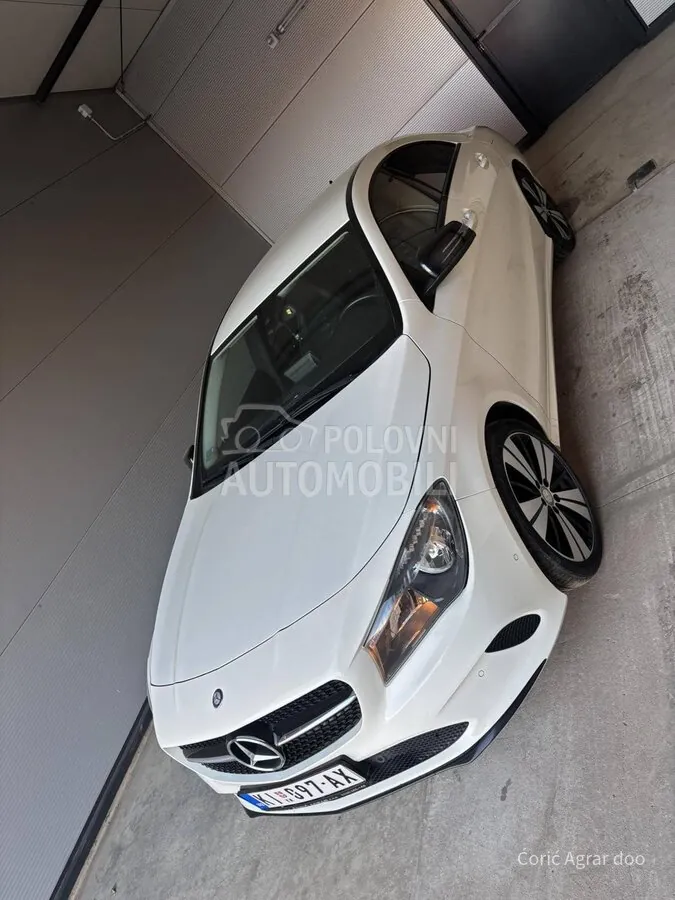Mercedes-Benz Cla 2017 photo 2