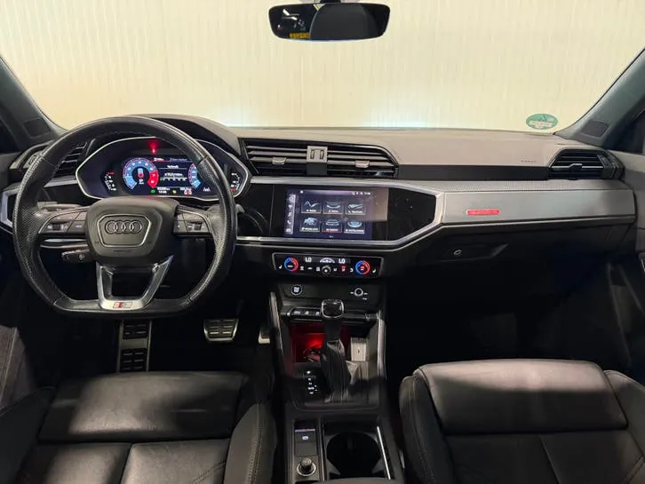 Audi Q3 2021 photo 3