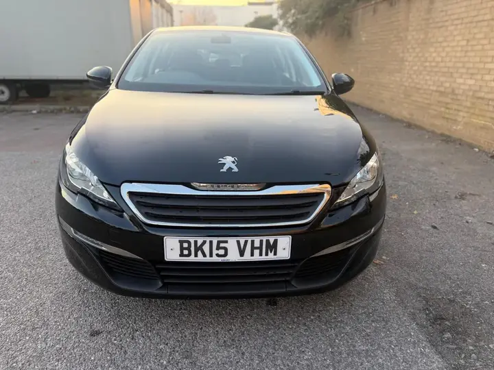 Peugeot 308 2015 photo 2
