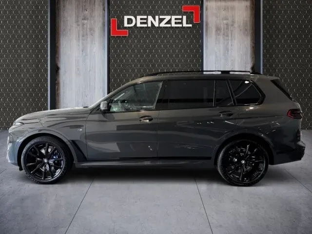 BMW X7 2026 photo 2
