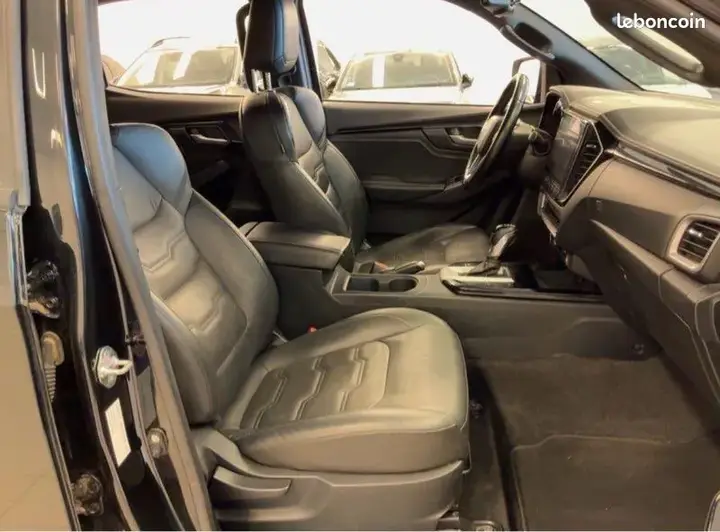 Isuzu D-Max 2023 photo 4