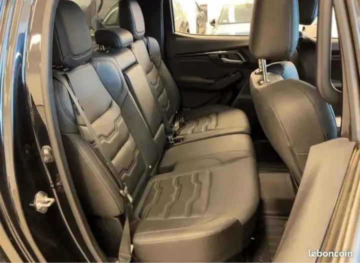 Isuzu D-Max 2023 photo 5