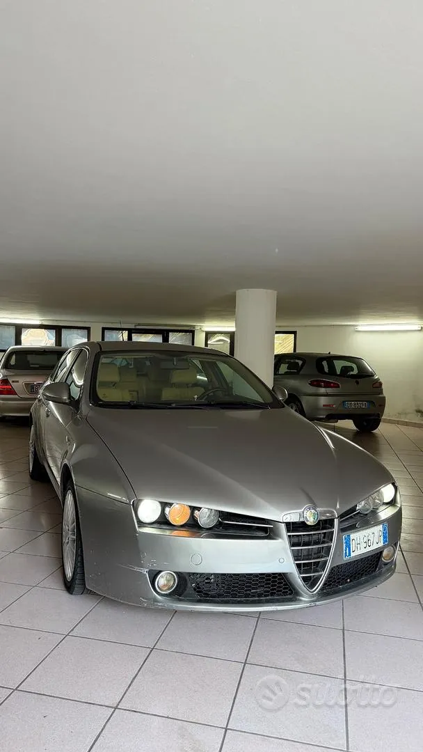 Alfa Romeo 159 2007 photo 2