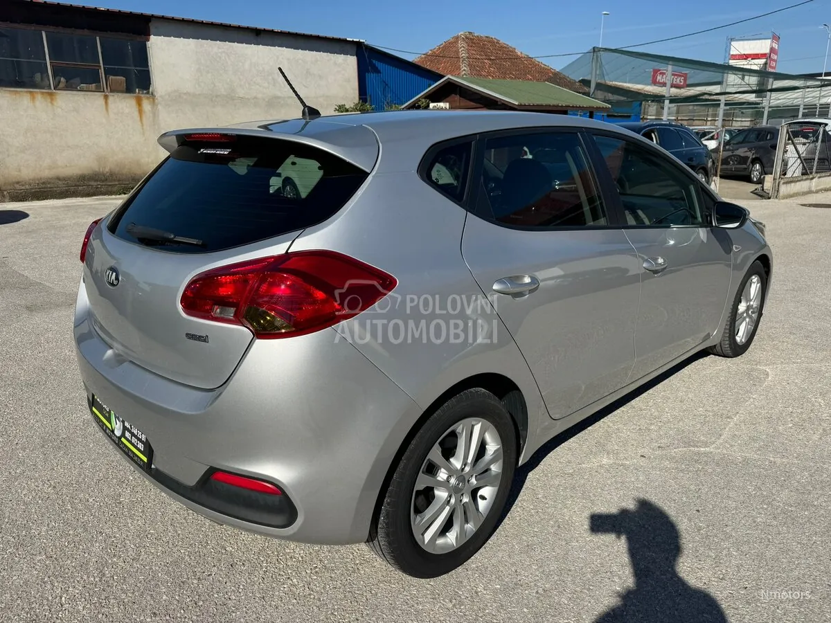 Kia Ceed 2013 photo 3