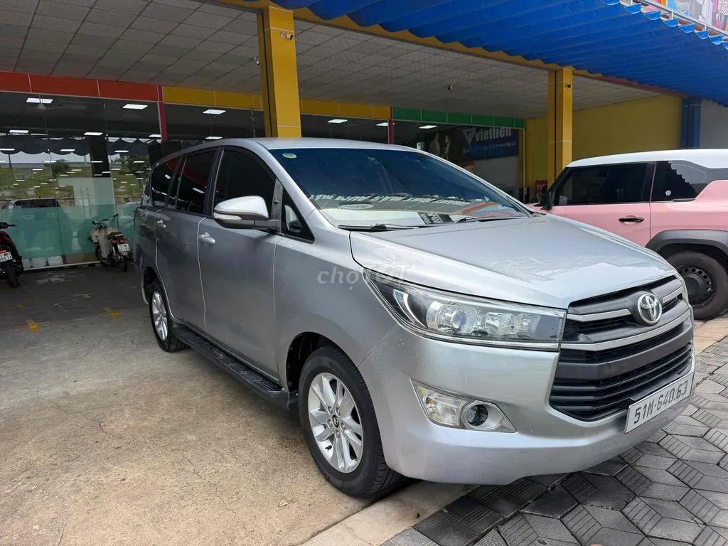 Toyota Innova 2017 photo 2
