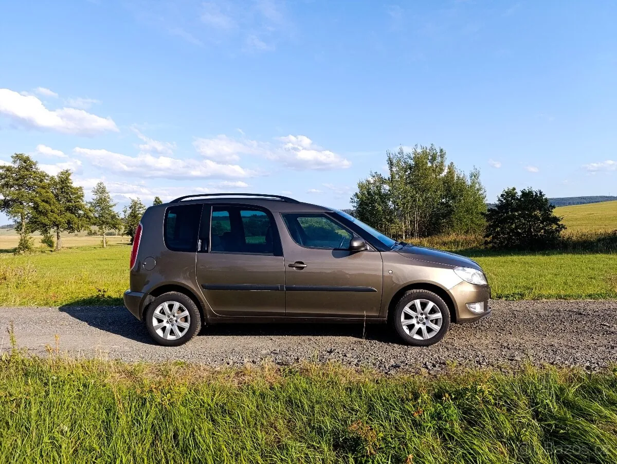 Skoda Roomster 2014 photo 3