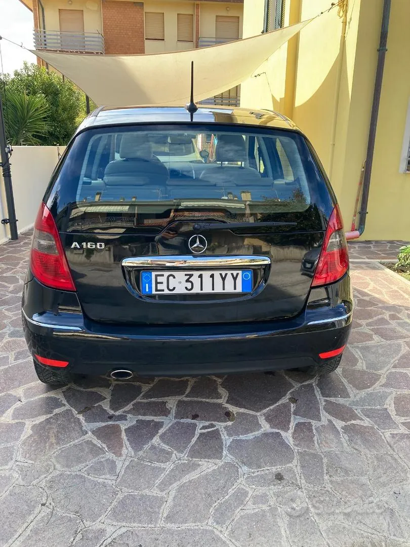 Mercedes-Benz A-Class 2010 photo 5