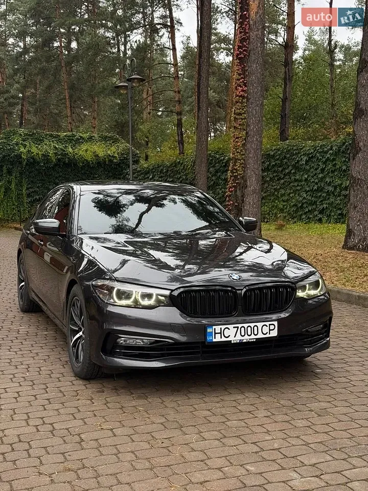 BMW 5 Series 2017 photo 2