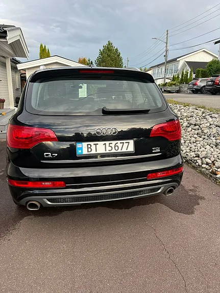 Audi Q7 2014 photo 3