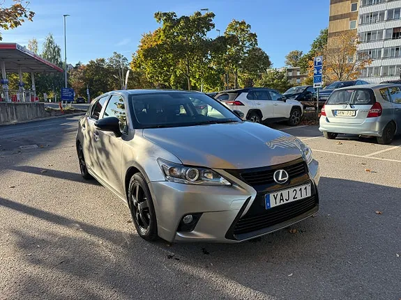 Lexus Ct200H