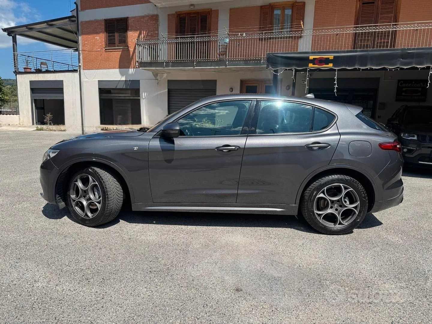 Alfa Romeo Stelvio 2022 photo 2