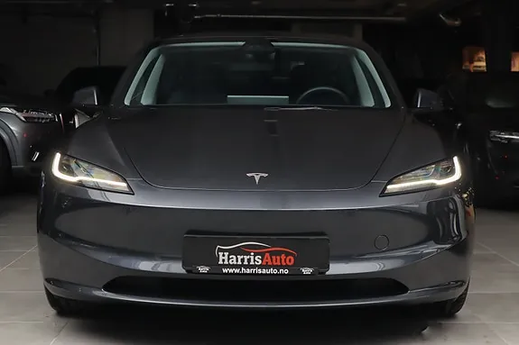 Tesla Model 3 2025 photo 5