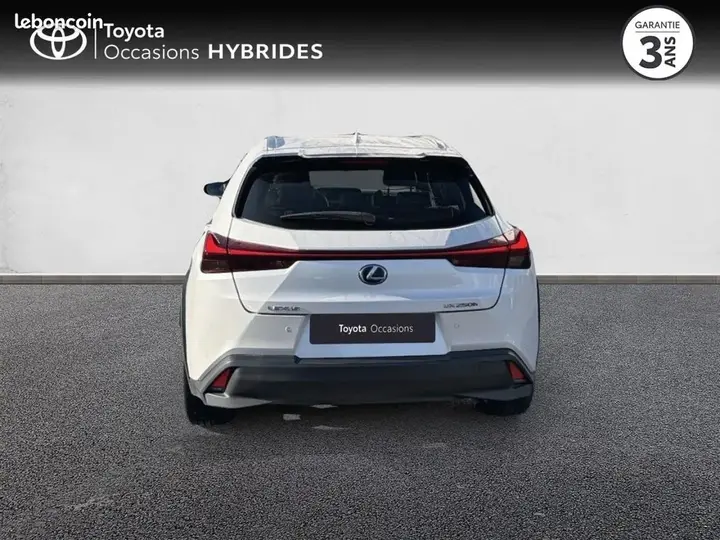 Lexus Ux 2019 photo 4
