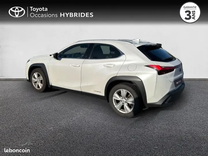 Lexus Ux 2019 photo 2