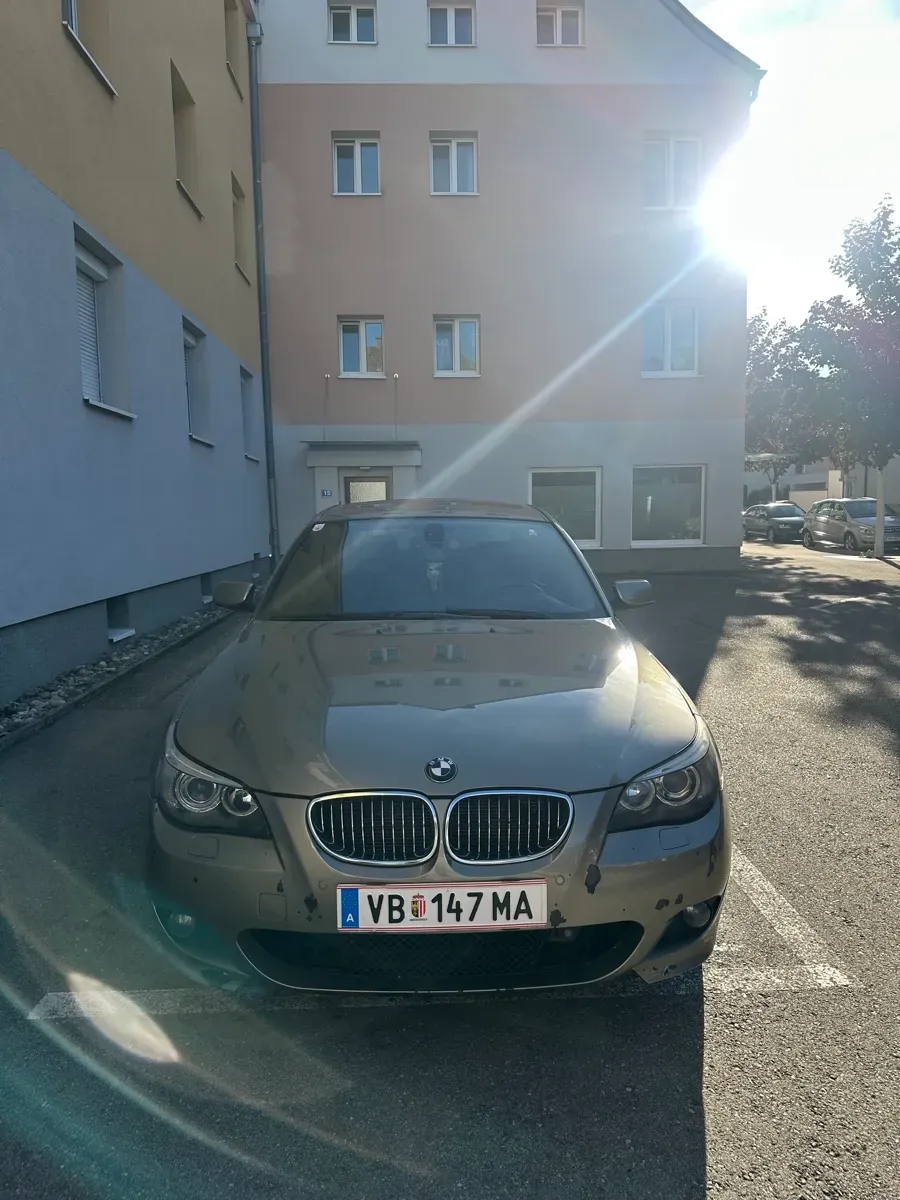 BMW 5 Series 2007 photo 2