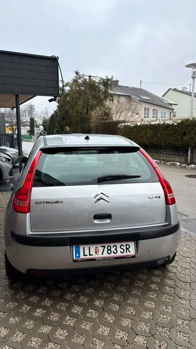 Citroen C4 2006 photo 2