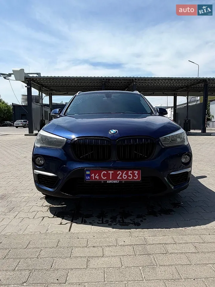 BMW X1