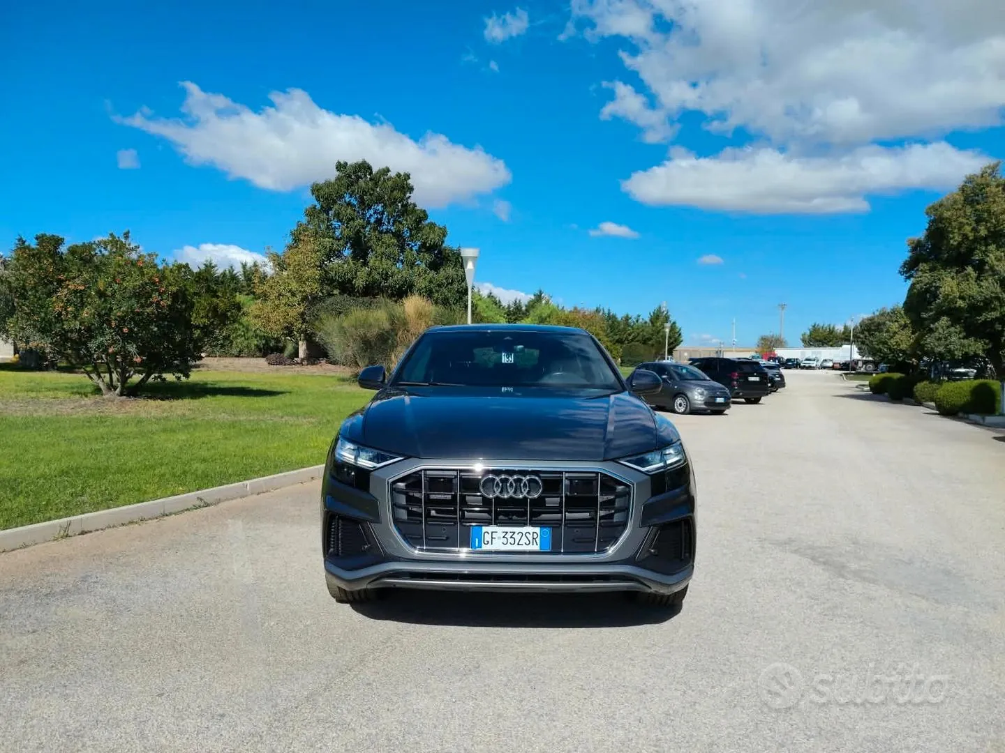 Audi Q8 2021 photo 2
