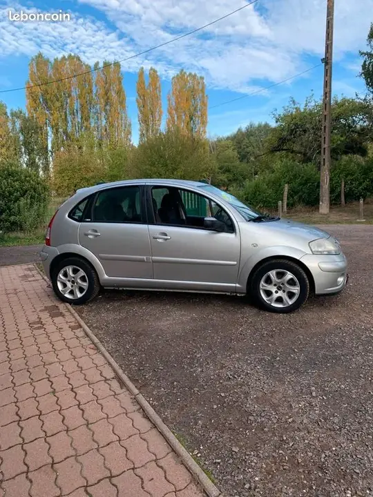 Citroen C3 2009 photo 3