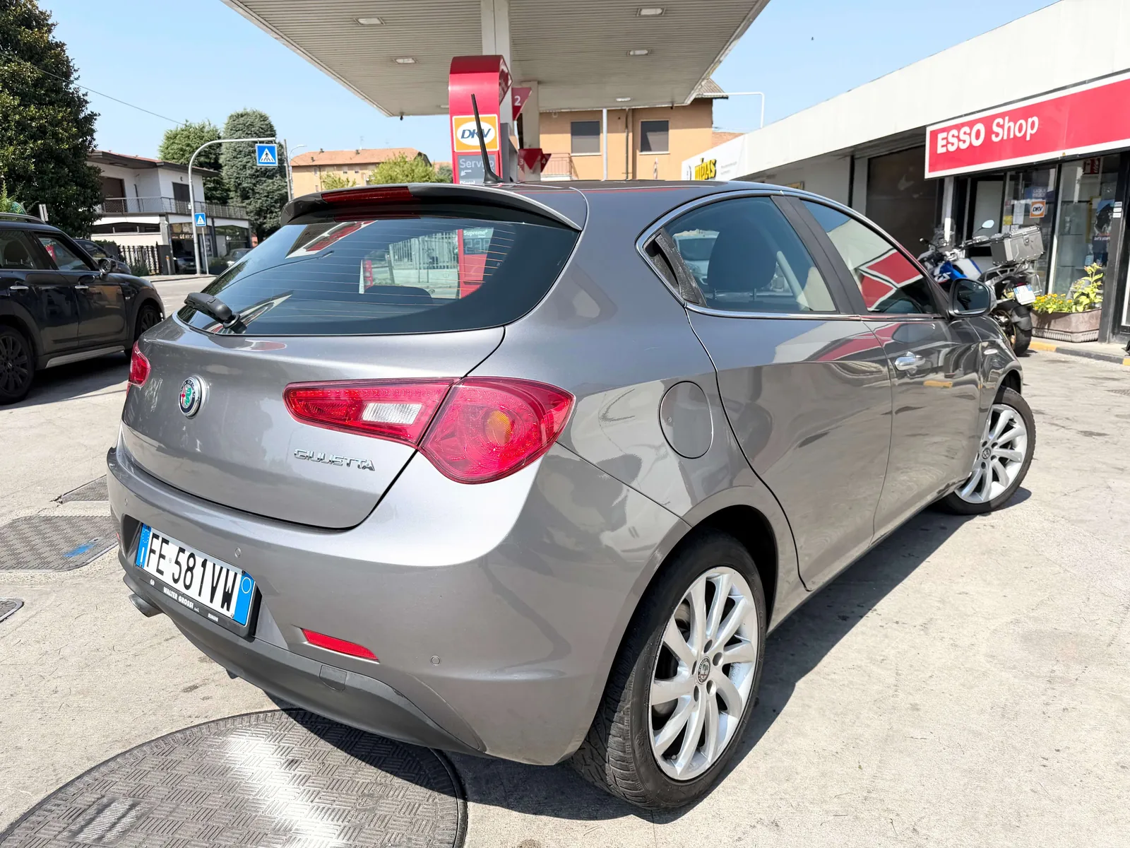 Alfa Romeo Giulietta 2016 photo 4