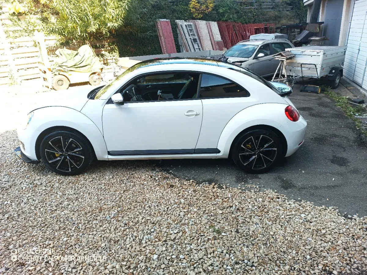 Volkswagen Beetle 2012 photo 3