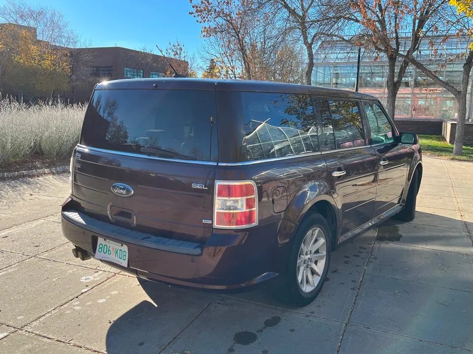Ford Flex 2010 photo 2