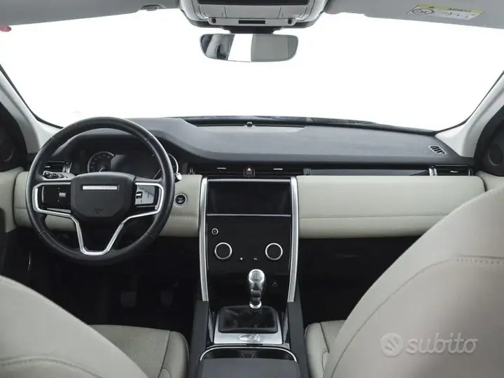 Land Rover Discovery Sport 2022 photo 4