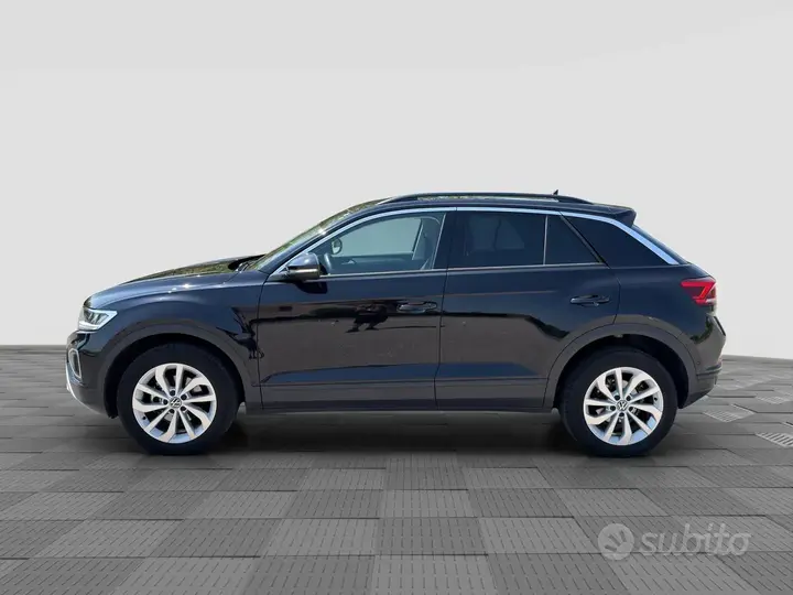 Volkswagen T-Roc 2025 photo 2