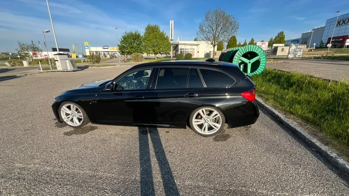BMW 3 Series 2015 photo 2