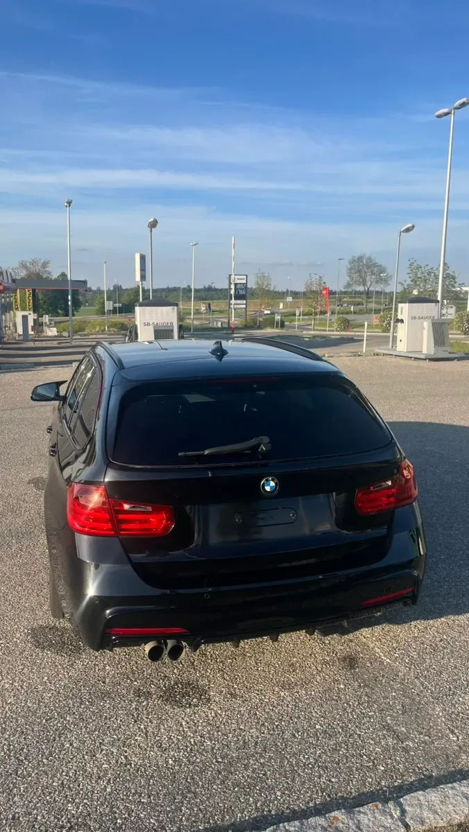 BMW 3 Series 2015 photo 3