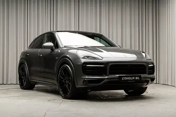 Porsche Cayenne 2022 photo 2