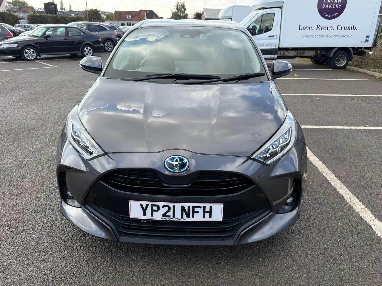 Toyota Yaris 2021 photo 2