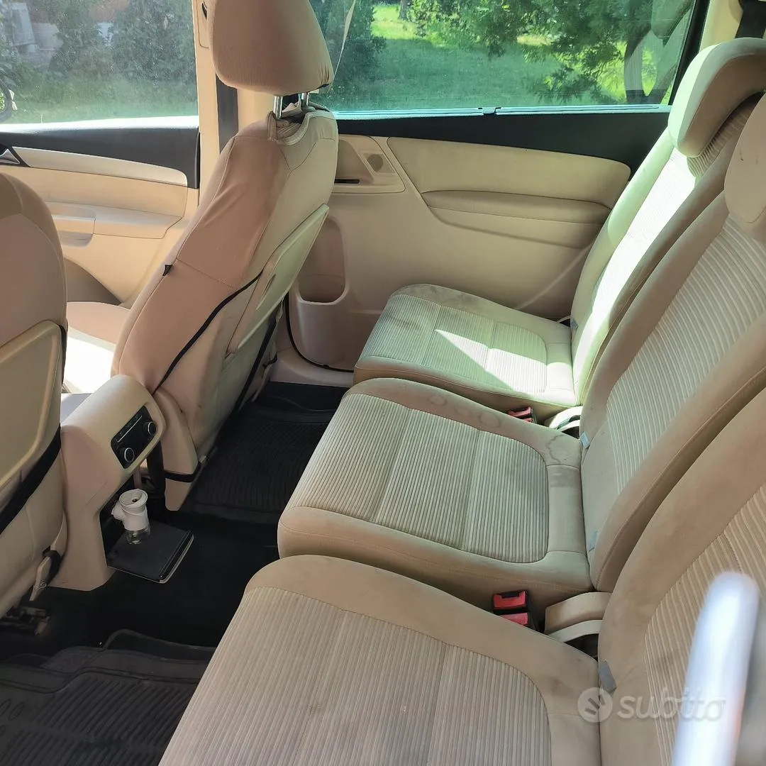 Seat Alhambra 2011 photo 5