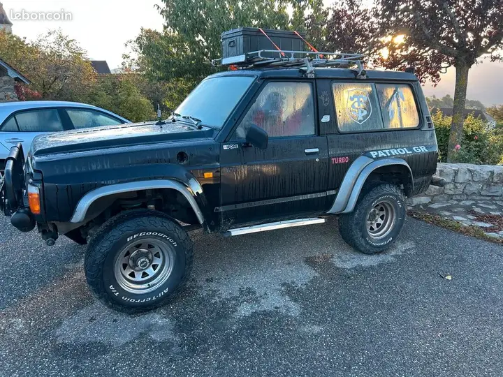 Nissan Patrol 1989 photo 3