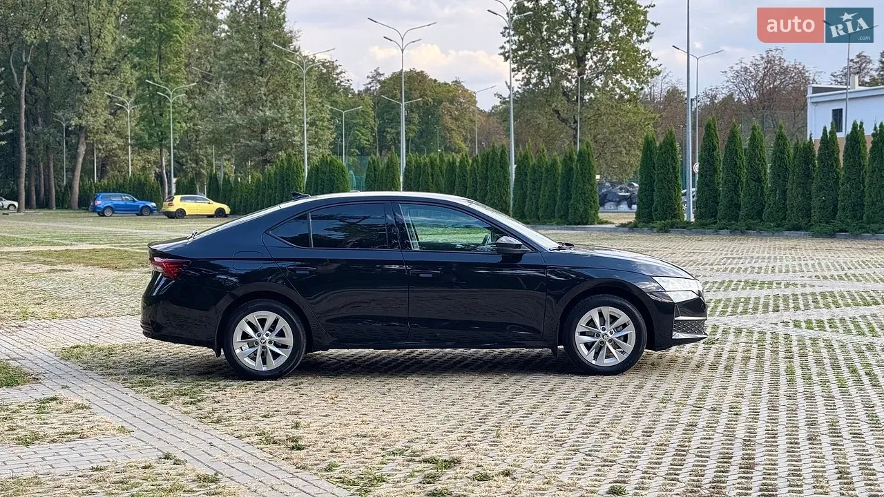 Skoda Octavia 2024 photo 3